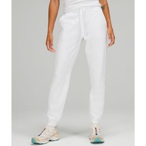 Lululemon Scuba High Rose Jogger